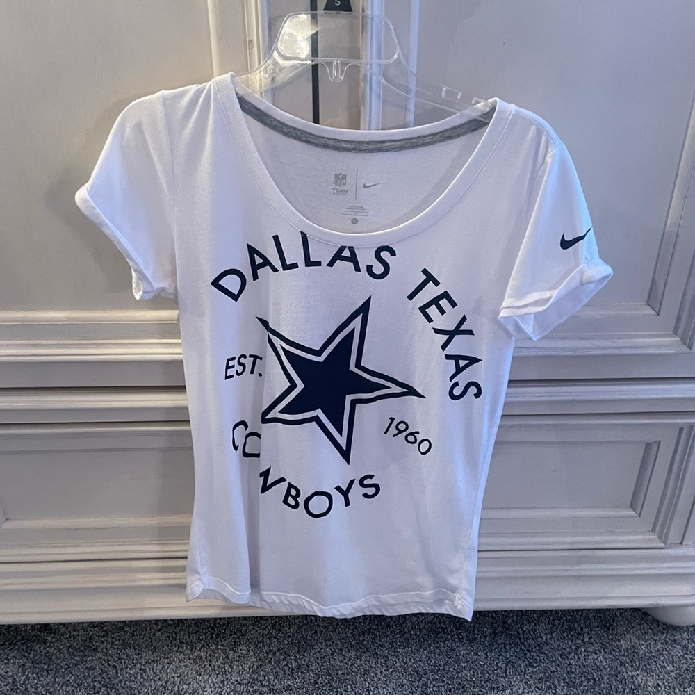 Women’s Short Sleeve Dallas Cowboys Top